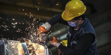 İSO 500: Sanayi Büyümesi Düşüşte, Zarar Artıyor