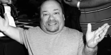 Chucky’nin Seslendirme Sanatçısı Ed Gale Hayatını Kaybetti