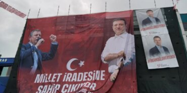 İmamoğlu İçin Bursa’da Coşkulu Miting Düzenlendi