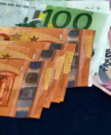 Dolar ve Euro Tahminleri Yükseldi: Yeni Rakamlar!
